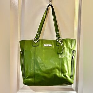 listing-status-banner